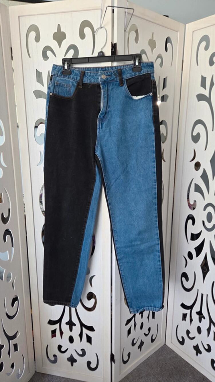 SHEIN Two Tone Jeans Women's M Black Blue Colorblock Straight Leg Y2K Denim